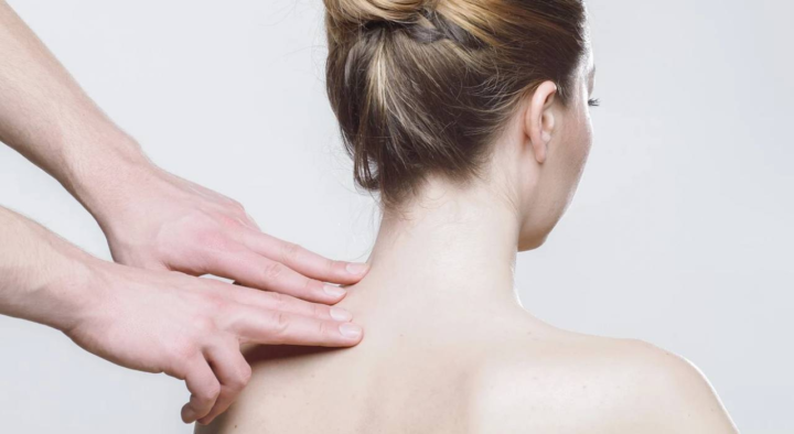 The neurosurgeon named the most common mistake leading to acute back pain